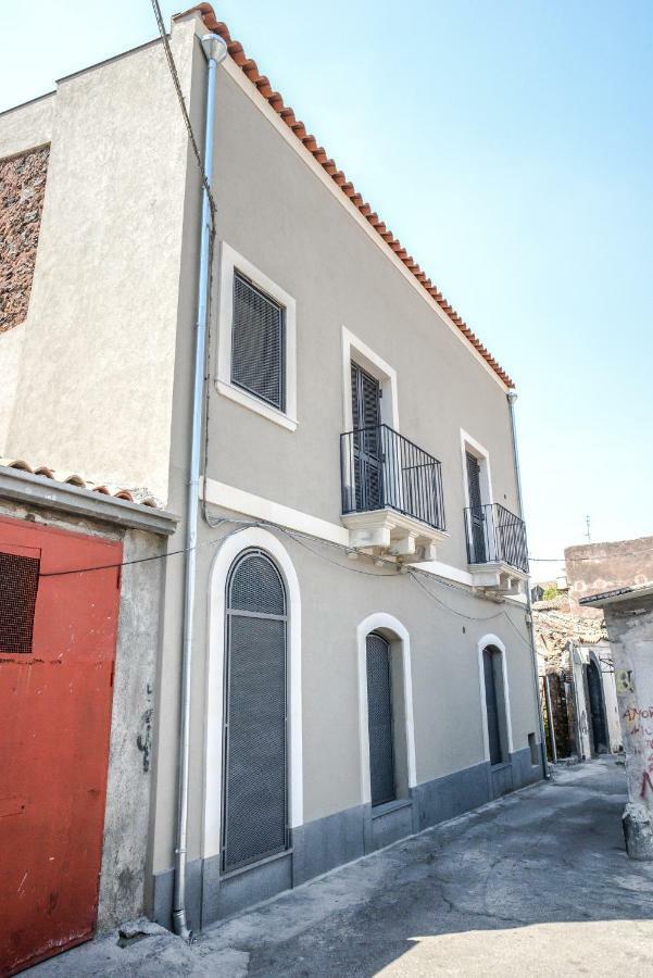 Case Vacanze - Antico Corso Catánia Buitenkant foto